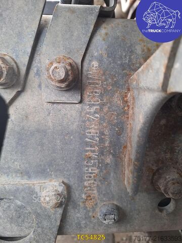 Container transportation Mercedes-Benz Actros 3235