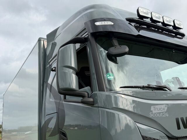 валіза Iveco S-WAY
