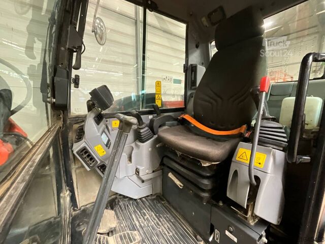 Midi ekskavatorius Kubota KX 080-4 A 2