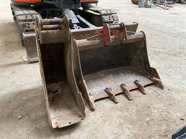 Mini bager Hitachi ZX 65 USB-6 CLP