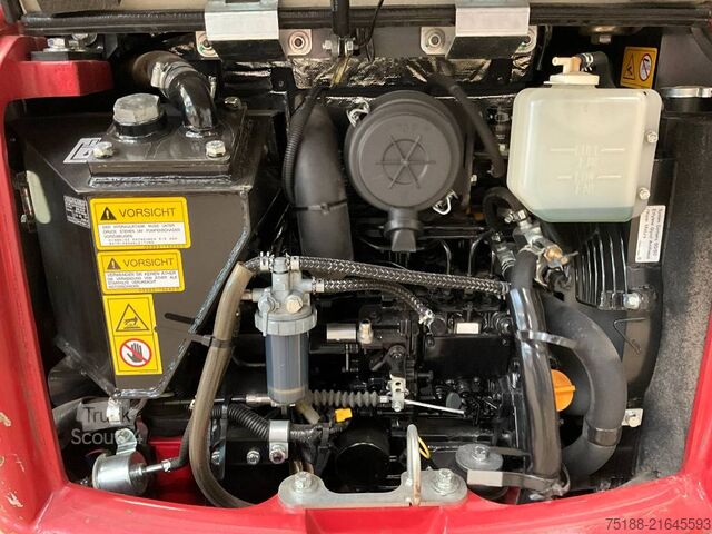 Mini bager Takeuchi TB 216