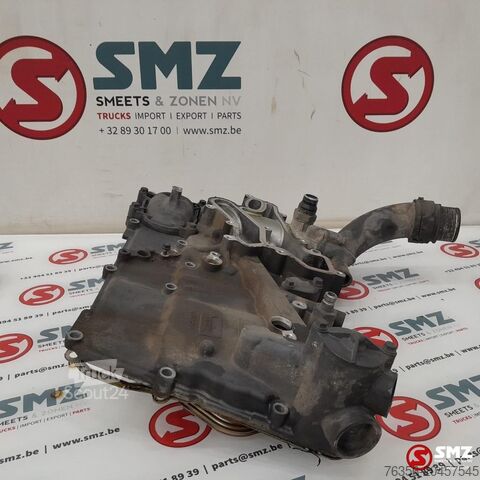 Pièce moteur Scania Occ oliekoelerdeksel + oliekoeler Scania