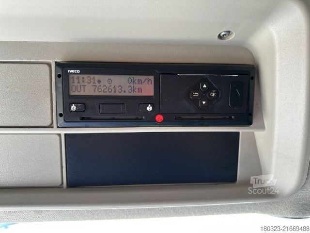 Camión con caja móvil IVECO AS260S51Y/FS CM