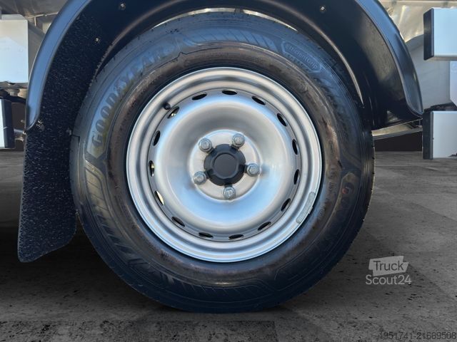 Grúa de remolque RENAULT Master Abschleppwagen Automatik Tempomat