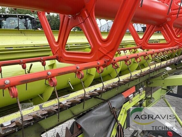 Moissonneuse-batteuse Claas SCHNEIDWERK V900 AC