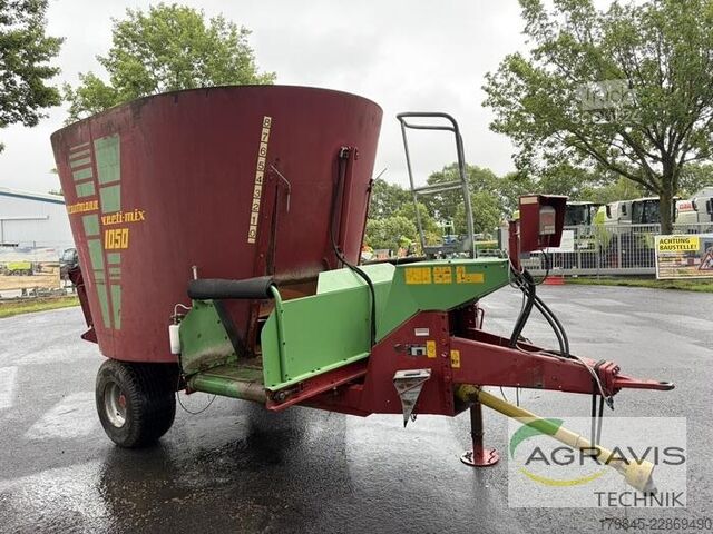 Équipement d’ensilage Strautmann VERTI-MIX 1050