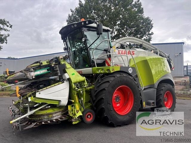 Skābbarības smalcinātājs Claas JAGUAR 950 + Orbis 750 + PU 300