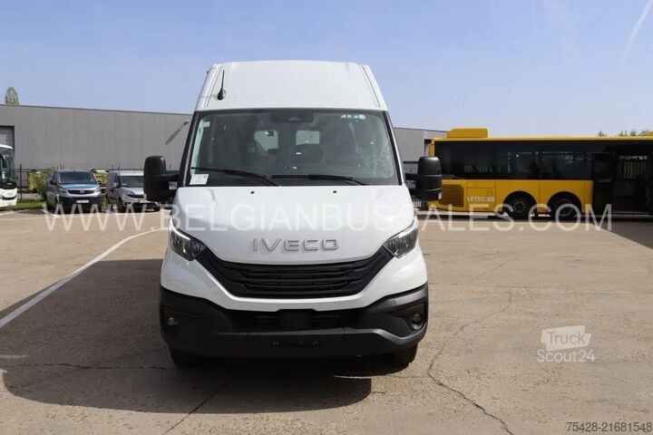 Minibús Iveco Daily Line /Airco / USB