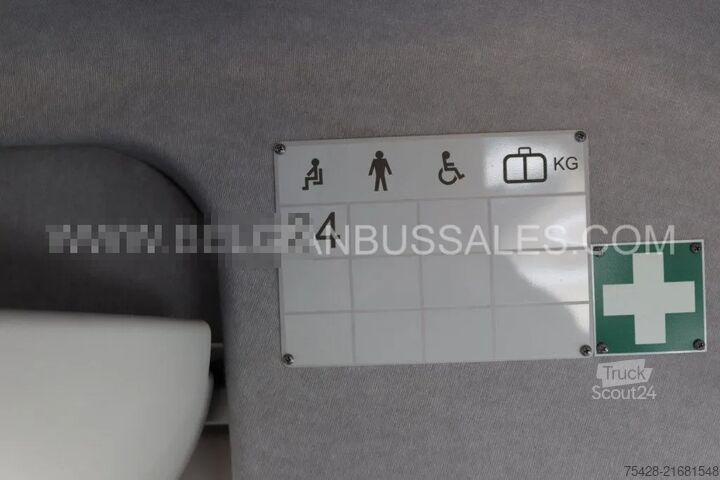 Minibús Iveco Daily Line /Airco / USB