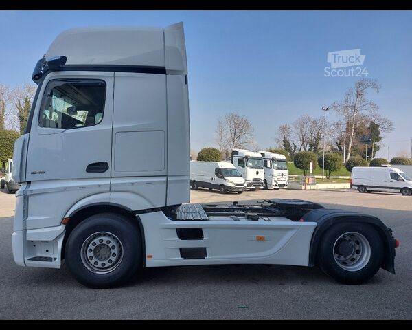 Tractor estándar MERCEDES-BENZ Actros L 18 4x2 - Actros L 1848 LS 4x2