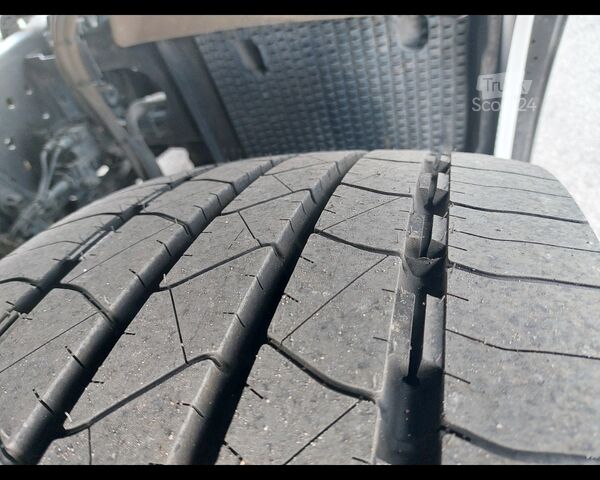 Tractor estándar MERCEDES-BENZ Actros L 18 4x2 - Actros L 1848 LS 4x2