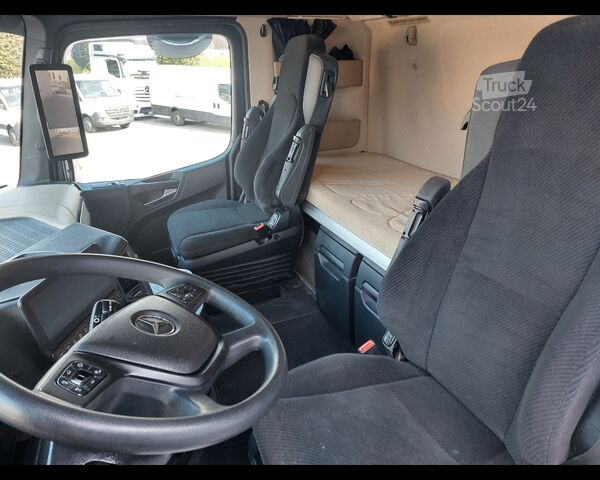 Tractor estándar MERCEDES-BENZ Actros L 18 4x2 - Actros L 1848 LS 4x2