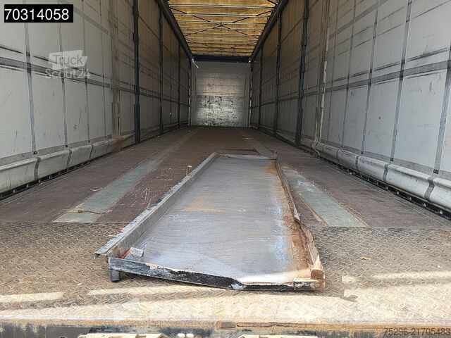 Плъзгащи се брезенти Kögel S24-1 Lift Axle