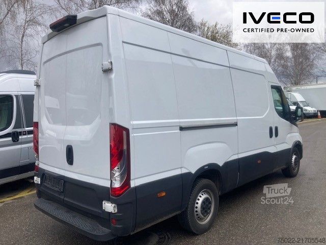 Панельний фургон IVECO 35S14 Automatik L2H2