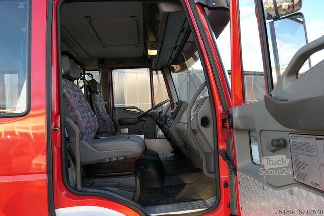 Vrachtwagen met op maat gemaakte opbouw iveco FF 95 E LF 8 DoKa AHK 4X4 SFZ FEUERWEHR Einzelbereifung!!