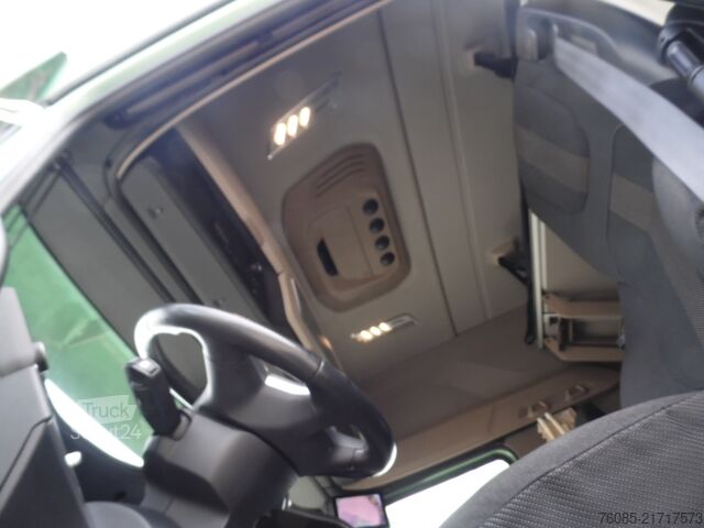 Standart çekici ünitesi DAF GX 530