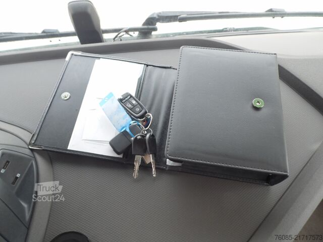 Standart çekici ünitesi DAF GX 530