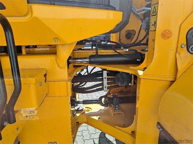 Carregadeira JCB 435S S5