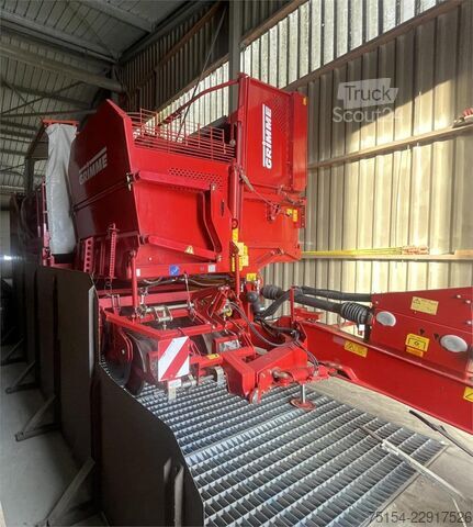 Ceifeira-debulhadora Grimme SE 150-60 UB