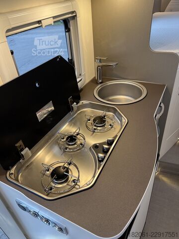 Autocaravana semi-integrada Bürstner Travel Van T 620 G Autom.+TV+SAT+Kamera+Markise+