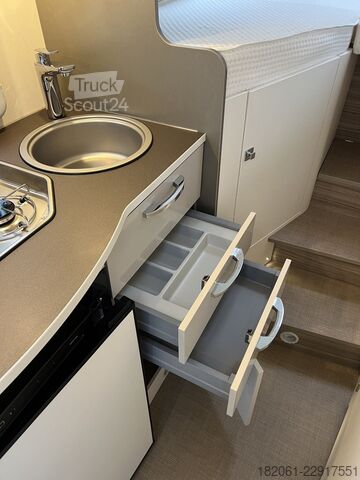 Autocaravana semi-integrada Bürstner Travel Van T 620 G Autom.+TV+SAT+Kamera+Markise+