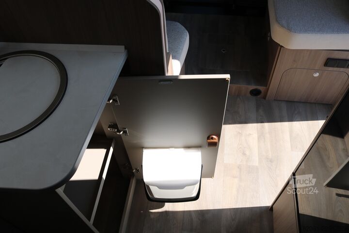Autocaravana semi-integrada Carado T 447 AT8G+TV+Thule+DoppelRFK+Hubbett