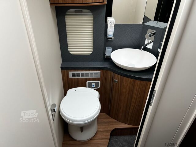 Autocaravana integral Integra 890 EB AT9G+Leder+5Sitze+Luminary+Markise
