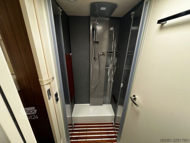 Autocaravana integral Integra 890 EB AT9G+Leder+5Sitze+Luminary+Markise
