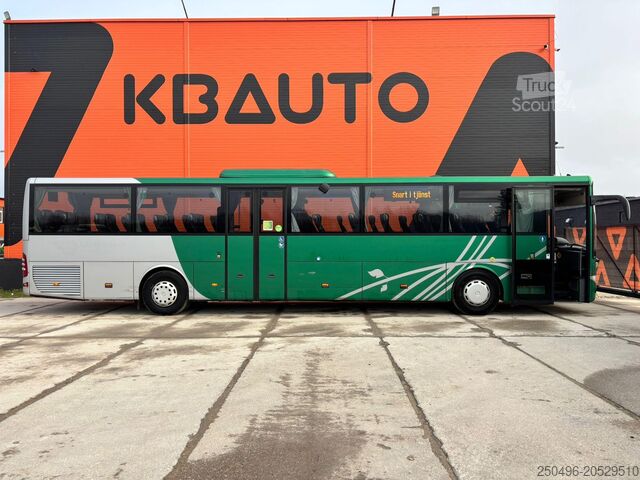 Междугородний автобус Mercedes-Benz Integro M 4x2 49 SEATS / AC / WC / WHEELCHAIR LIFT