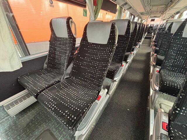 Intercity-buss Mercedes-Benz Integro M 4x2 49 SEATS / AC / WC / WHEELCHAIR LIFT