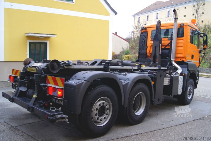Camión volquete MAN TGS 28.400 BL 6x4-4 /TÜV/PALIFT/Winterdienst/Streuer/Pflüge