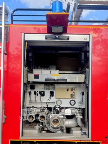 Strażacki samochód gaśniczy cysternowy TLF16/25 4x4 Iveco 135E22 TLF 16/25 4x4 Allrad MAGIRUS