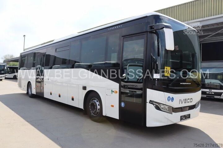 Autocarros interurbanos Iveco Crossway 13m Pop / Double middle door / Lift / ...