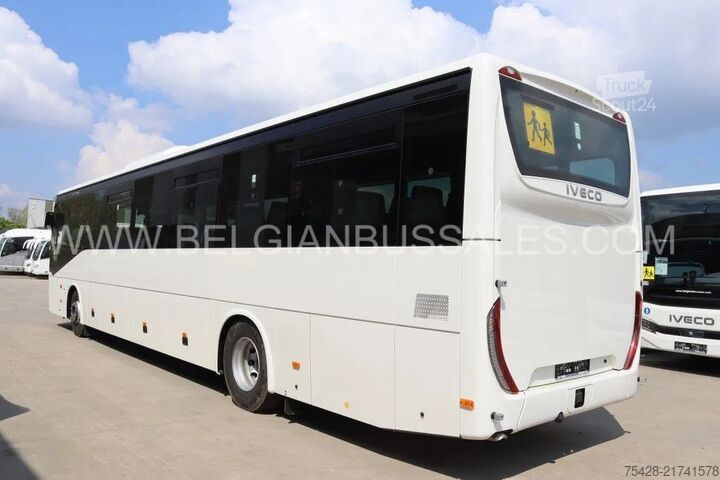 Autocarros interurbanos Iveco Crossway 13m Pop / Double middle door / Lift / ...