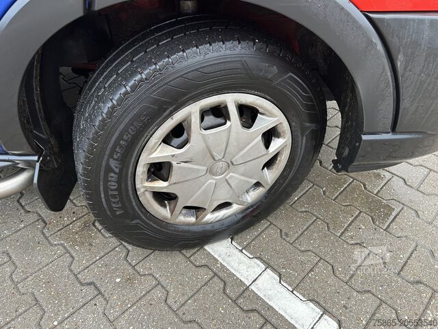 Furgoneta con caja Ford Transit 2.0 TDCI Trend / Kupplung Problem / 193...