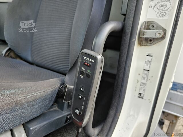 Kylbil Volvo FL240 4x2 Ladeborwand