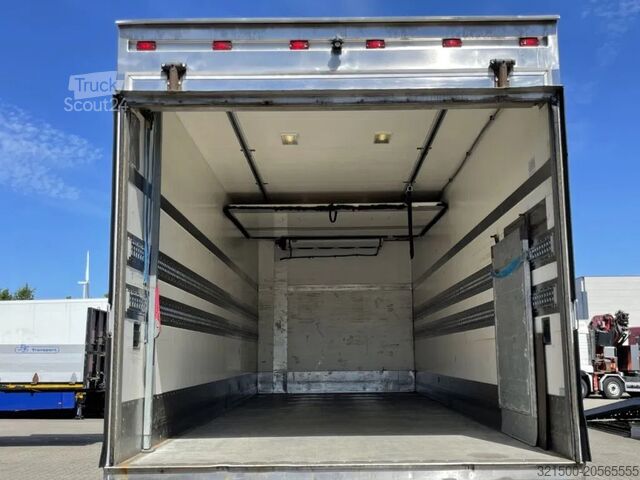 Transporte refrigerado/congelado Burg WIPKAR CARRIER SUPRA 850 U / 3000KG LAADKLEP