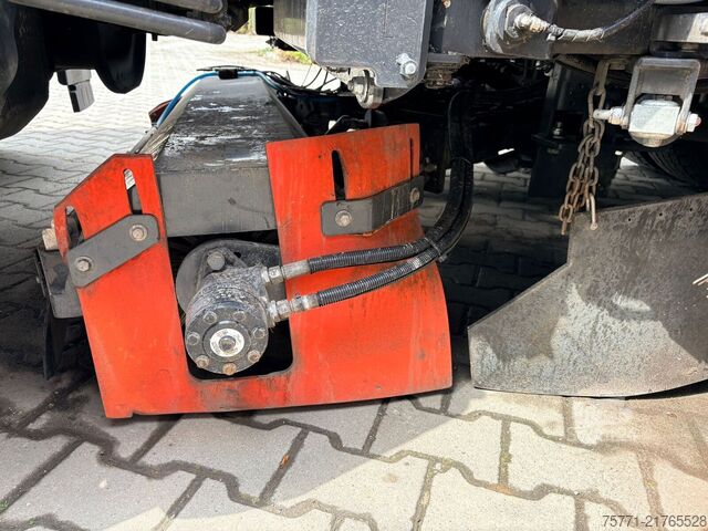 Zametacie vozidlo Mercedes-Benz ACTROS 1830 4x2 EURO6 ZAMIATARKA BUCHER OPTIFAN...