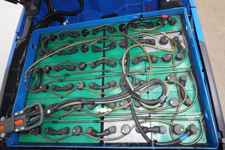 Gabelstapler Linde E 16 H EVO 386-02