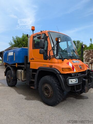 Camião basculante Unimog U 400