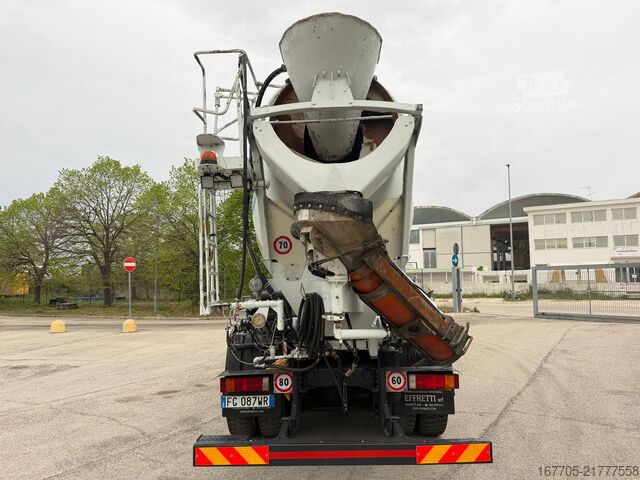 Miešačka betónu na podvozku Iveco TRAKKER 500