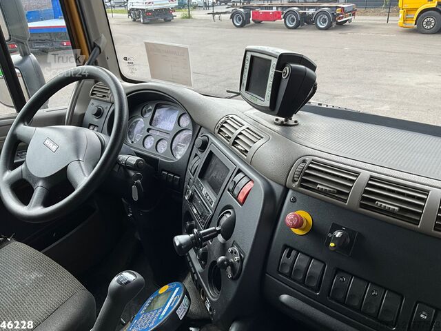 Jätteenkeräysauto DAF FAG 75 CF 250 Haller 20m³