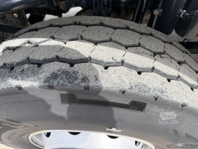 Miešačka betónu na podvozku Iveco TRAKKER 450