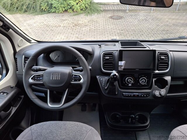 Puoliksi integroitu matkailuauto CARADO V 347 Safety ACC, Automatik, Multimedia