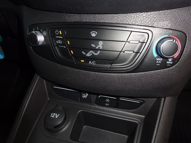 Panelová dodávka FORD Transit Courier Kasten 75PS Klima