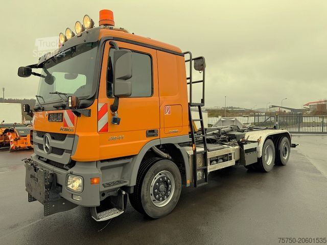 Citi MERCEDES-BENZ Actros 2841L 6x2 Kranhydraulik Multilift Winterd