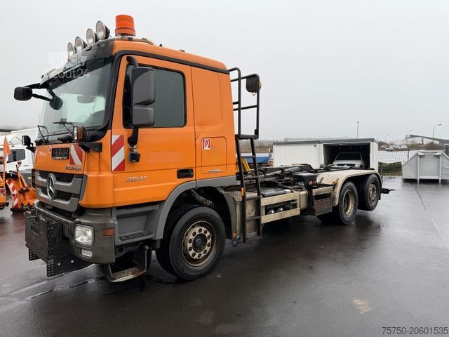 Andere MERCEDES-BENZ Actros 2841L 6x2 Kranhydraulik Multilift Winterd