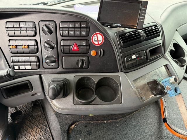 Citi MERCEDES-BENZ Actros 2841L 6x2 Kranhydraulik Multilift Winterd