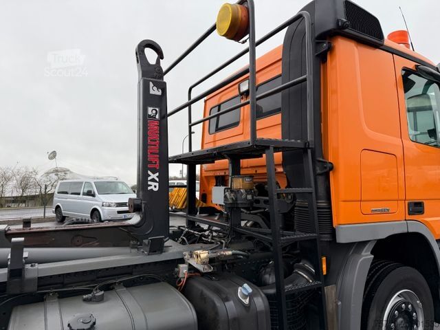 Citi MERCEDES-BENZ Actros 2841L 6x2 Kranhydraulik Multilift Winterd