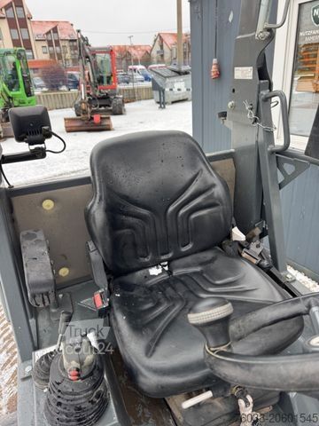 Riteņu iekrāvējs WACKER Wacker Neuson WL 28,Kehrm.,PG,4-in1 Schaufel